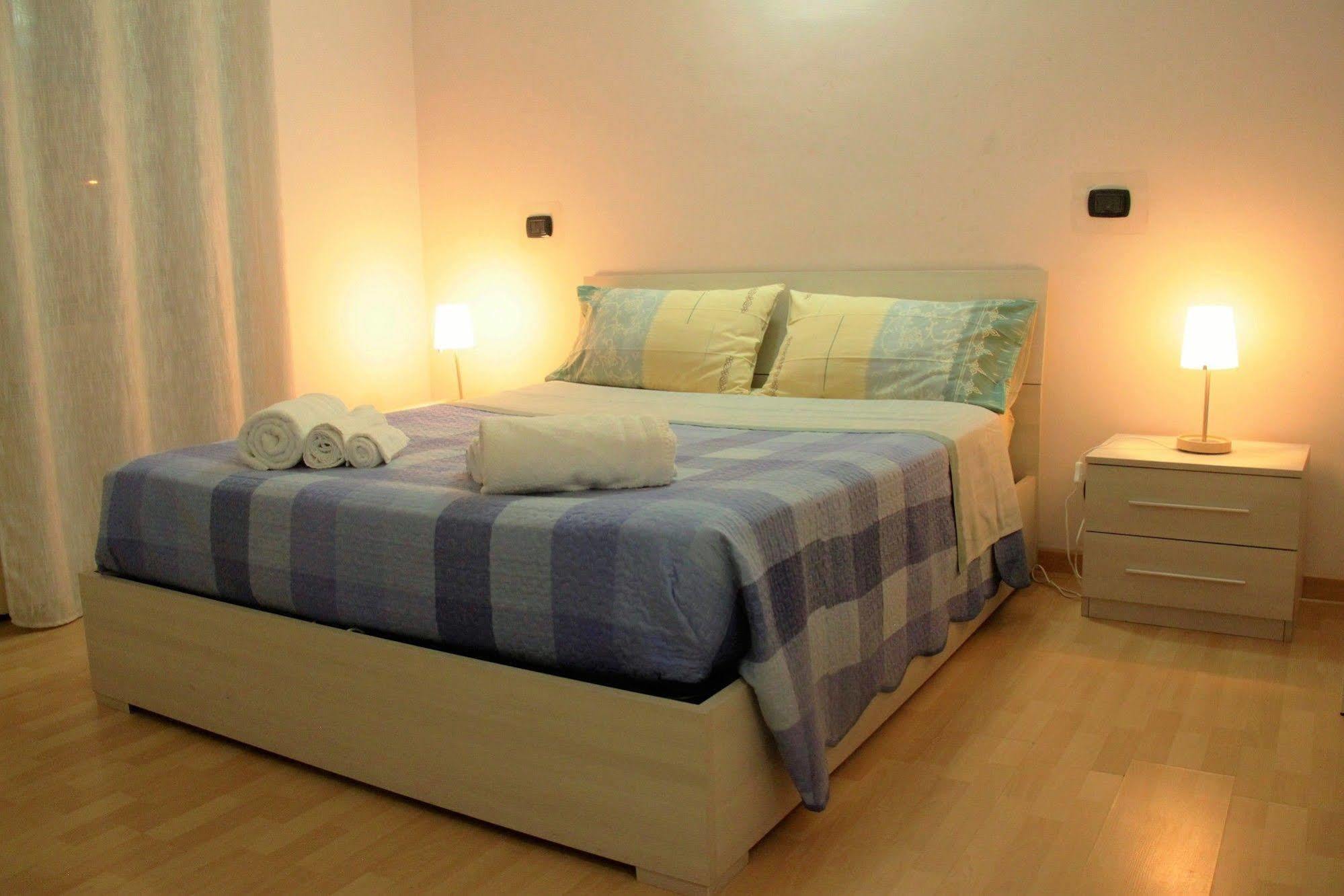 Hello Roma B&B Luaran gambar