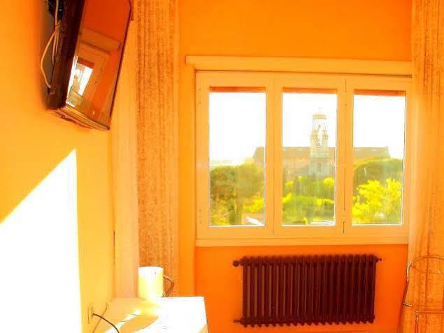 Hello Roma B&B Luaran gambar